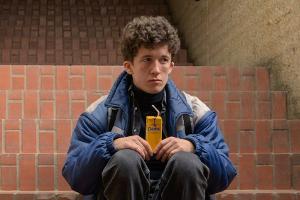 "How to Sell Drugs Online (Fast)" wird mit vierter Staffel fortgesetzt