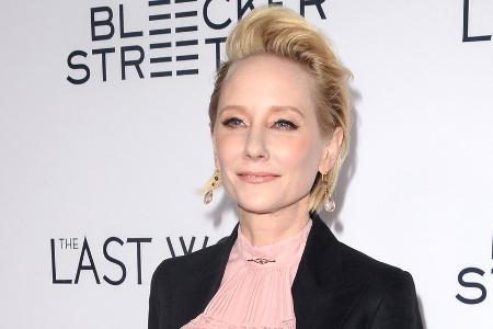 Familie und Freunde nehmen Abschied von Anne Heche