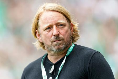 Causa Karazor: Mislintat verärgert über Fan-Banner in Bremen