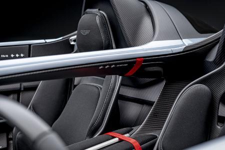 Aston Martin V12 Speedster - Sportwagen - Roadster