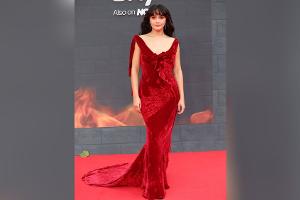 "House of the Dragon"-Premiere: Olivia Cooke im samtigen Hingucker