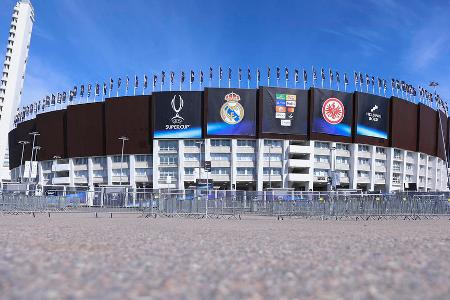 UEFA Super Cup: Das sind die Sieger seit 2000 - 2022 ging der Titel an Real Madrid. Doch wer hat die begehrte UEFA-Super-Cup-Trophäe eigentlich in den letzten Jahren gewonnen? Wir werfen einen Blick zurück bis ins Jahr 2000. Die Titelträger im Überblick: