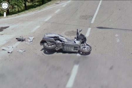 … das Moped kam bei den Unfall nicht so gut davon.