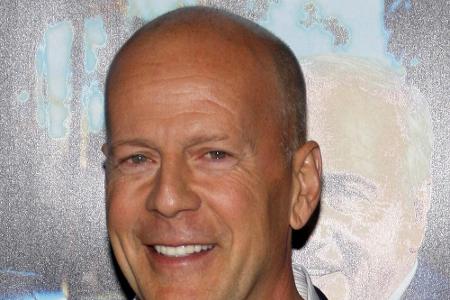 Bruce Willis tritt bis heute immer wieder sporadisch als Musiker in Erscheinung und ist ein hervorragender Mundharmonika-Spi...