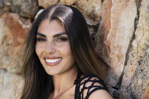 Yeliz Koc sucht die Liebe in der Datingshow "Make Love, Fake Love"