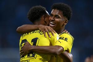 BVB ohne Malen und Adeyemi