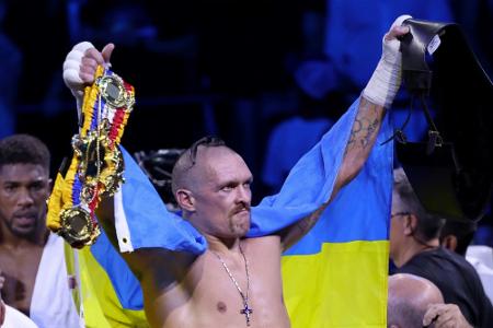 Zweiter Sieg gegen Joshua: Usyk bleibt der König des Schwergewichts