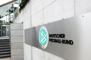 Nach fragwürdigen Äußerungen: DFB-Richter entschuldigt sich bei Hansa