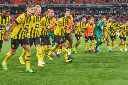 2. ST 2022/23: SC Freiburg (A) 3:1 (0:1) - 0:1 Michael Gregoritsch (35.), 1:1 Jamie Bynoe-Gittens (77.), 2:1 Youssoufa Moukoko (84.), 3:1 Marius Wolf (88.)