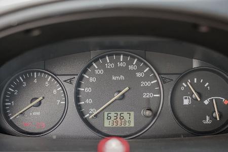 Ford Fiesta Mk 4 (1995-2001), Instrumente