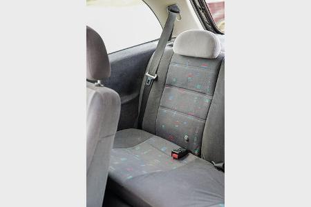 Opel Corsa B (1993-2000), Rücksitze