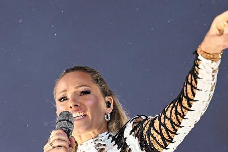 Es war der bislang größte Auftritt ihrer Karriere und der einzige in Deutschland in diesem Jahr: Am 20. August heizte Helene Fischer 130.000 Fans trotz Starkregen auf dem Münchner Messegelände ein. 