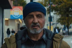 "Samaritan": Sylvester Stallone als abgehalfterter Superheld in Rente
