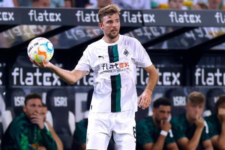 MITTELFELD: Christoph Kramer - Note: 4,0 - Agierte als Abräumer direkt vor der Viererkette. Wirkte dort gegen die dribbelstarken Gegenspieler mitunter überfordert. Wenn es schnell ging und der Ball lief, kam der Weltmeister kaum einmal dazwischen. Agierte bei seinen langen Bällen insgesamt wechselhaft. Sein Befreiungsschlag wurde allerdings unverhofft zur perfekten Vorlage für Thuram (44.).