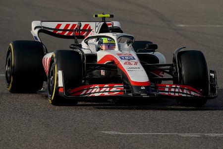 Platz 19: Mick Schumacher (Haas) - 1:47.718 in Q2 - Qualifiziert P15, aber Motorenstrafe und Getriebestrafe