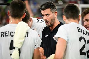 Pleite gegen Gastgeber: Deutsche Volleyballer vor WM-Aus