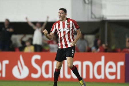 Hertha holt Uruguayer Rogel