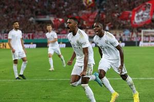 Schaulaufen der Rohdiamanten: Bayern locker weiter