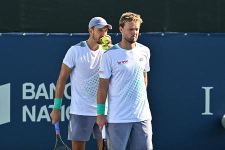 Fliegende Servietten bringen 