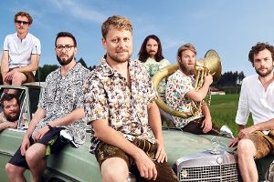 Stefan Dettl von LaBrassBanda: Wiesn-Besuch ist "wie Firmenausflug"