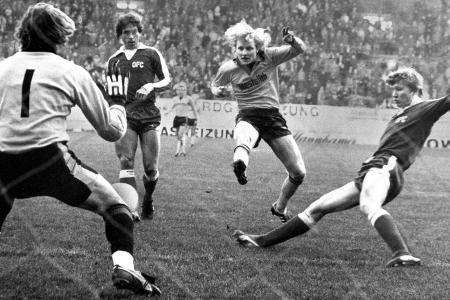 Platz 2: Kickers Offenbach - 6 Bundesliga-Duelle, BVB-Siegquote: 33,3 Prozent