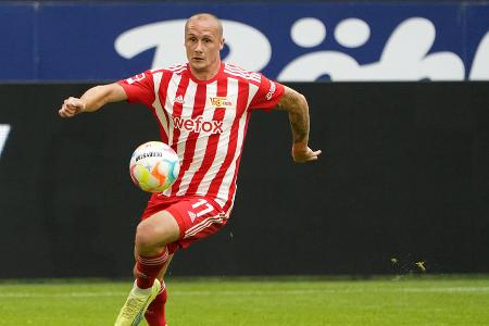 Sven Michel (ab 63.) - Note: 3,0 - Übernahm positionsgetreu die Rolle von Behrens. Warf sich mit vollem Einsatz in jeden Ball und lag in der Schlussphase häufig mit Schmerzen am Boden. In Richtung Tor noch mit ein paar Halbchancen, der Lucky Punch wollte ihm aber nicht gelingen.