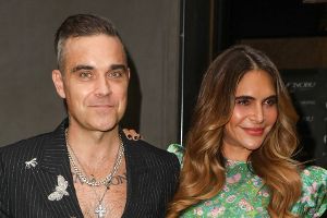 Ayda Field teilt Nacktfoto von Robbie Williams