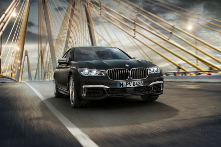BMW M760Li