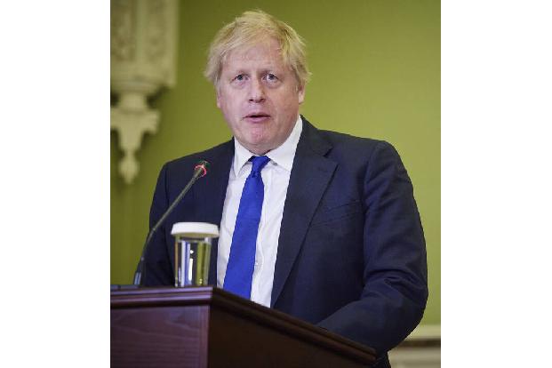 Boris Johnson, der nur zwei Tage vor ihrem Tod der Monarchin persönlich sein Rücktrittsgesuch in Balmoral überreicht hatte, nannte die Königin 