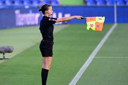 Schiedsrichterinnen-Streik verhindert Liga-Start in Spanien