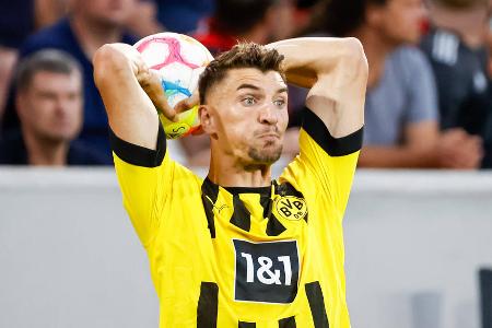 ABWEHR: Thomas Meunier - Note: 5,0 - In der Rückwärtsbewegung häufig anfällig. Ließ sich von den Umschaltaktionen des Gegner mehrfach auf dem falschen Fuß erwischen. Entweder stand er zu hoch oder rückte zu früh in die Mitte ein. Leistete sich vor dem 0:3 einen katastrophalen Ballverlust (85.).