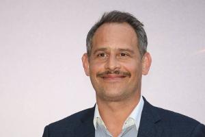 Moritz Bleibtreu räumt Deutschen Fernsehpreis für "Faking Hitler" ab