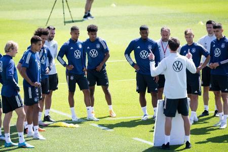 DFB-Team: WM-Trainingslager und letzter Test im Oman