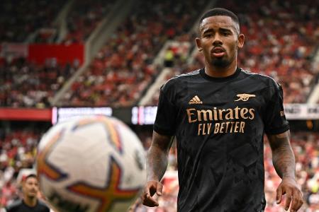 Arsenal stößt ManCity von Platz eins - Rekord für Nwaneri