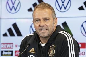 Flick überdenkt Umgang mit Corona