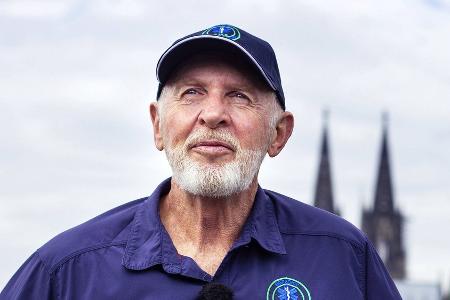 Britische Gerüchte um beliebten Dschungelcamp-Star: Hört Dr. Bob auf?