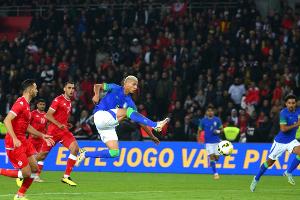 Brasilien 5:1-Sieger gegen Tunesien