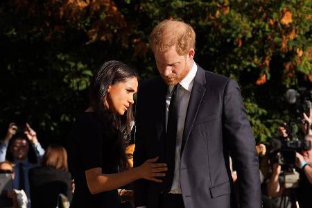 Royal Family: Für Prinz Harry und Herzogin Meghan geht es abwärts