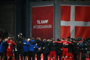 Katar-WM: Dänemark setzt Zeichen mit schwarzen Trikots