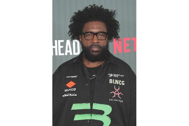 …und Schlagzeuger und Produzent Questlove postete ein altes Foto der beiden. 
