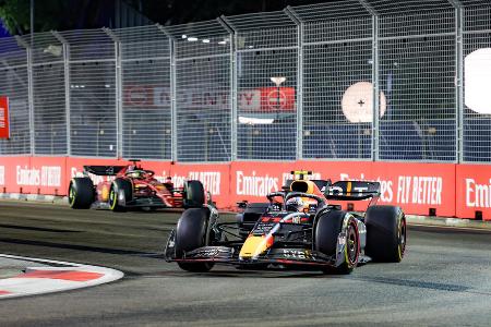 Noten und Einzelkritik zum Singapur-GP - Sieg in Monaco, nun Sieg in Singapur: Sergio Pérez entpuppt sich in der Formel-1-Saison 2022 als König der schwierigen Stadtkurse. Vogelwild präsentierten sich neben WM-Leader Max Verstappen auch Lewis Hamilton und George Russell im Mercedes. Alle F1-Stars in der Einzelkritik: