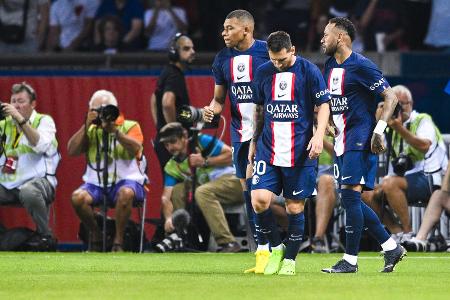 Platz 2: Paris Saint-Germain - Neun Spiele, 25 Punkte und 28 (!) Tore: Wer soll die noch aufhalten? In der Liga hat PSG schon für einige torreiche Ausrufezeichen gesorgt. Bringen Messi, Neymar und Mbappé ihre Performance auch in der Königsklasse auf den Rasen, dürfte es schwer werden, den Angriffswirbel des französischen Meisters zu stoppen.