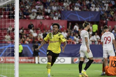 Neue Dynamik mit Moukoko: BVB siegt in Sevilla