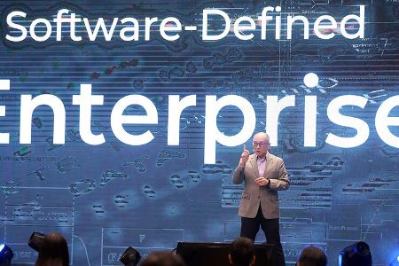 10/2021, Foxtron Technologie autonomes Fahren Foxconn