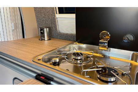 Salty Blue Ausbau auf Mercedes Vito