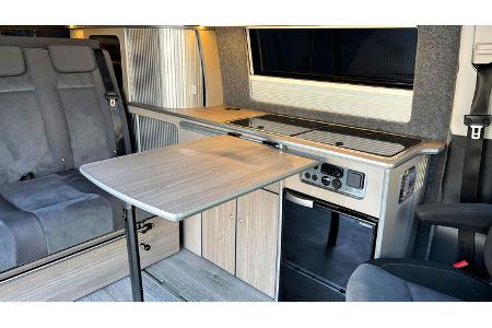 Salty Blue Ausbau auf Mercedes Vito