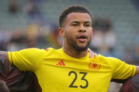 Freiburg verlängert mit U21-Nationalkeeper Atubolu