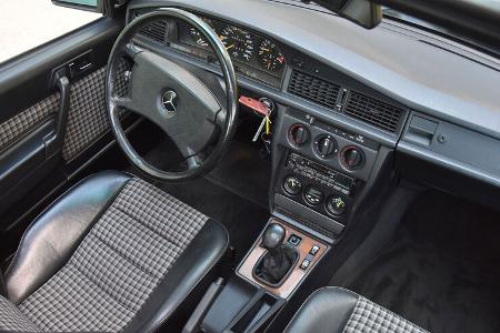 Mercedes 190E 2.5-16 W201 (1989)