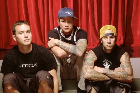 Blink-182 melden sich mit Welttour und neuem Album zurück