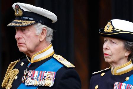 Prinzessin Anne und König Charles III.: Arbeitsreicher Tag im Palast